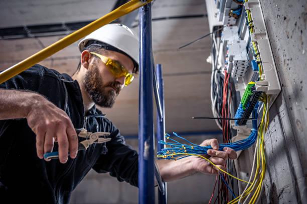 Best Circuit Breaker Repair  in Newmanstown, PA
